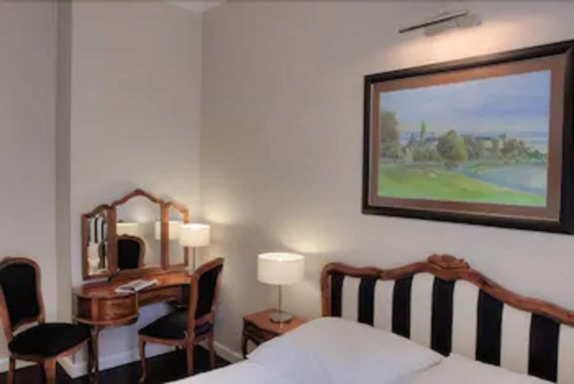 Hotel Senacki คราคูฟ ภายนอก รูปภาพ