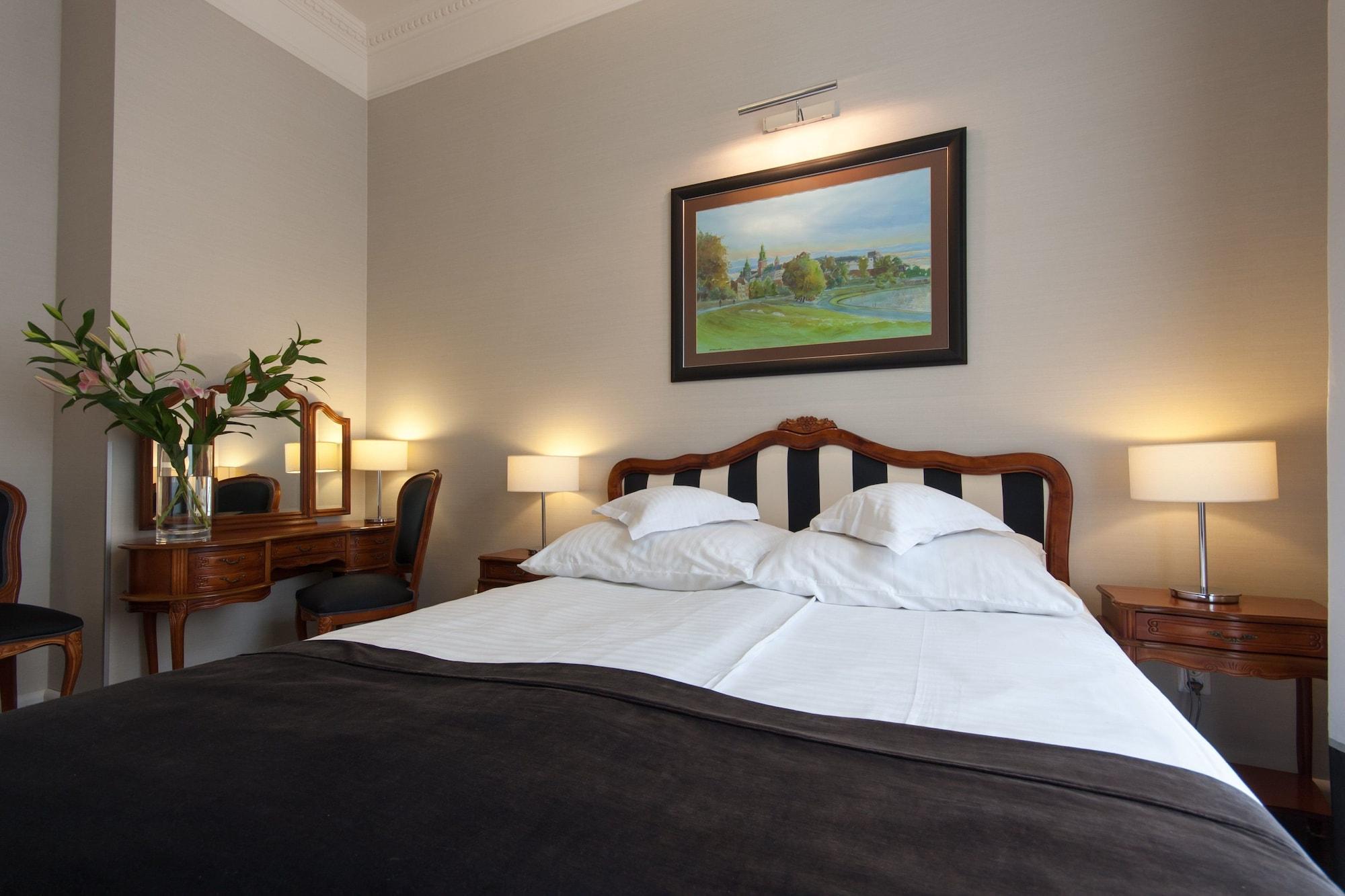 Hotel Senacki คราคูฟ ภายนอก รูปภาพ