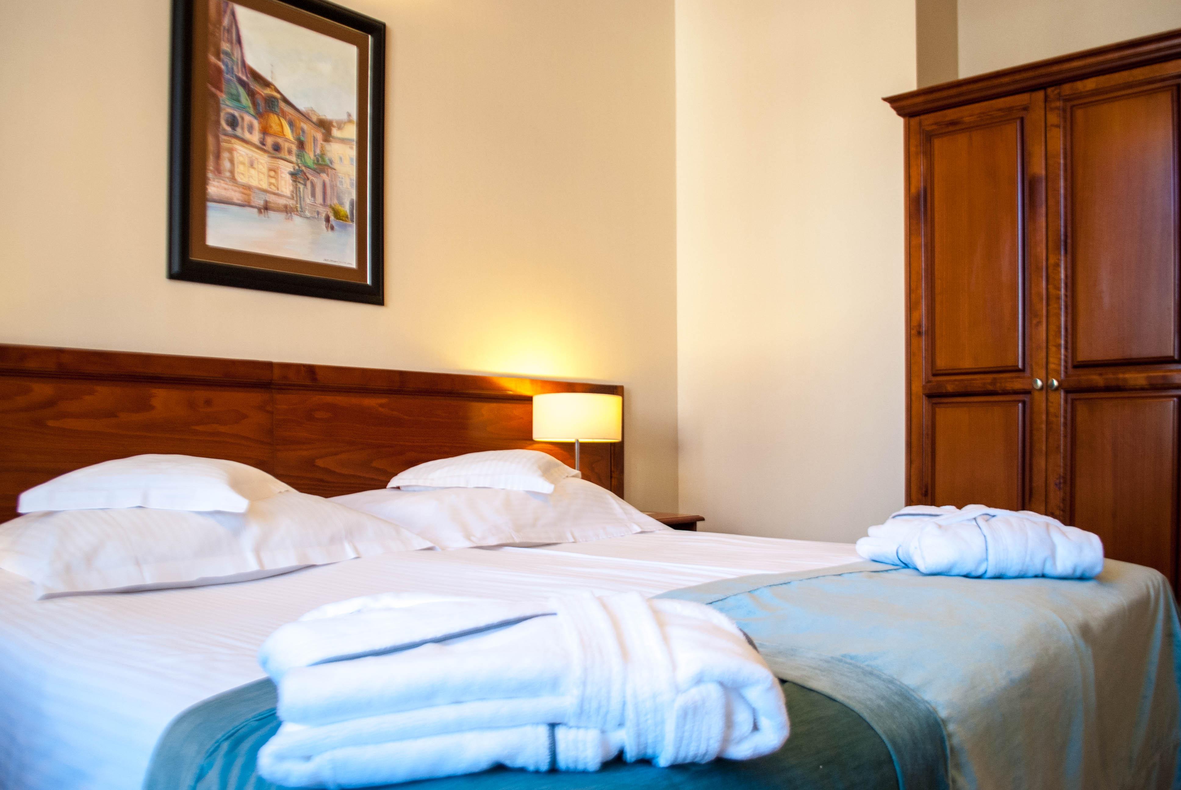 Hotel Senacki คราคูฟ ภายนอก รูปภาพ