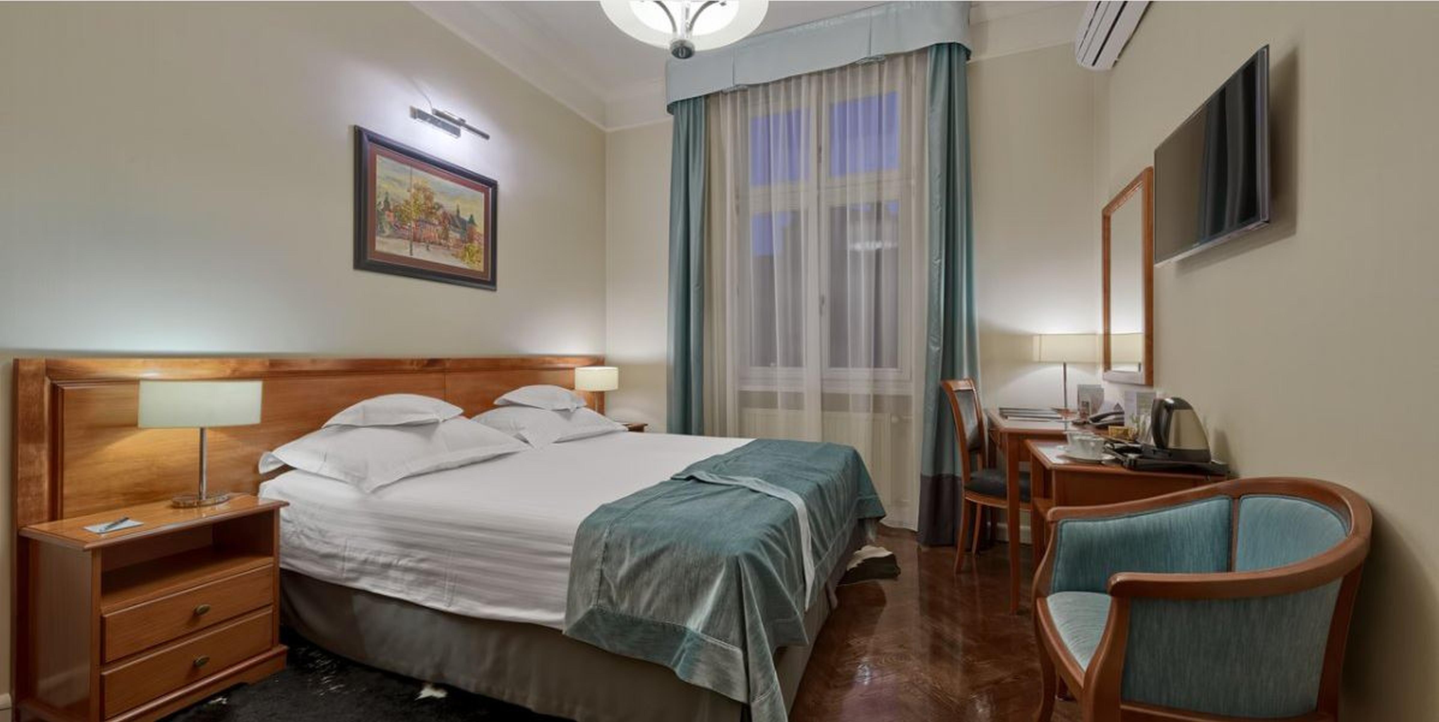 Hotel Senacki คราคูฟ ภายนอก รูปภาพ