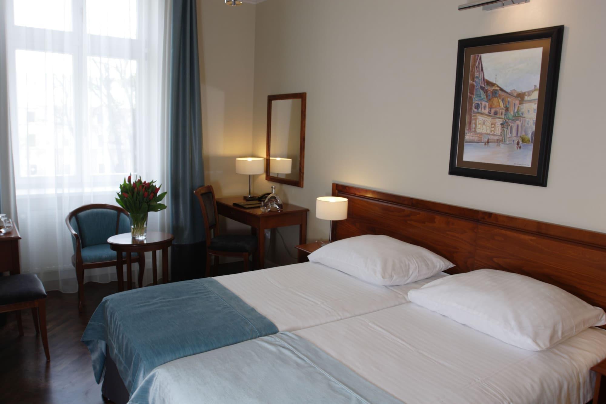 Hotel Senacki คราคูฟ ภายนอก รูปภาพ