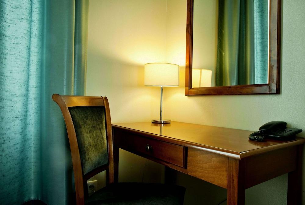 Hotel Senacki คราคูฟ ภายนอก รูปภาพ