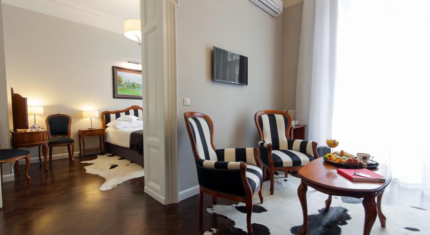 Hotel Senacki คราคูฟ ภายนอก รูปภาพ