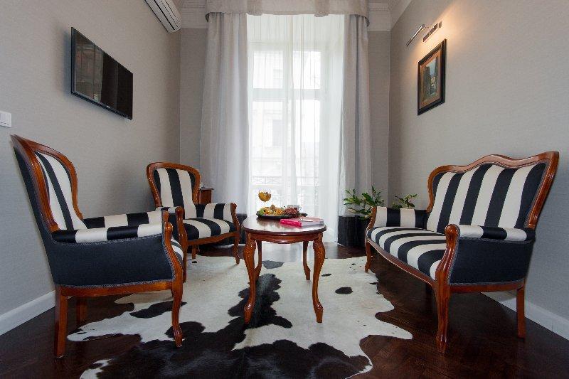 Hotel Senacki คราคูฟ ภายนอก รูปภาพ