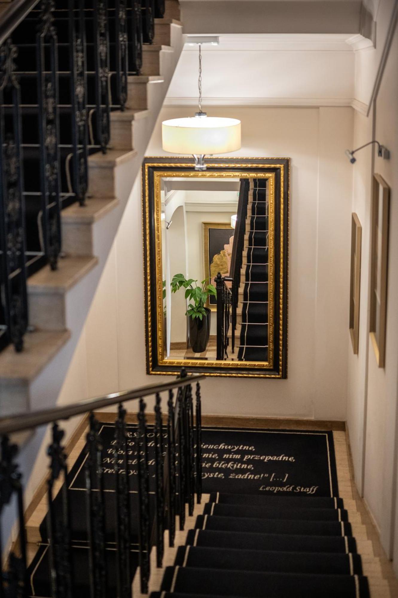 Hotel Senacki คราคูฟ ภายนอก รูปภาพ
