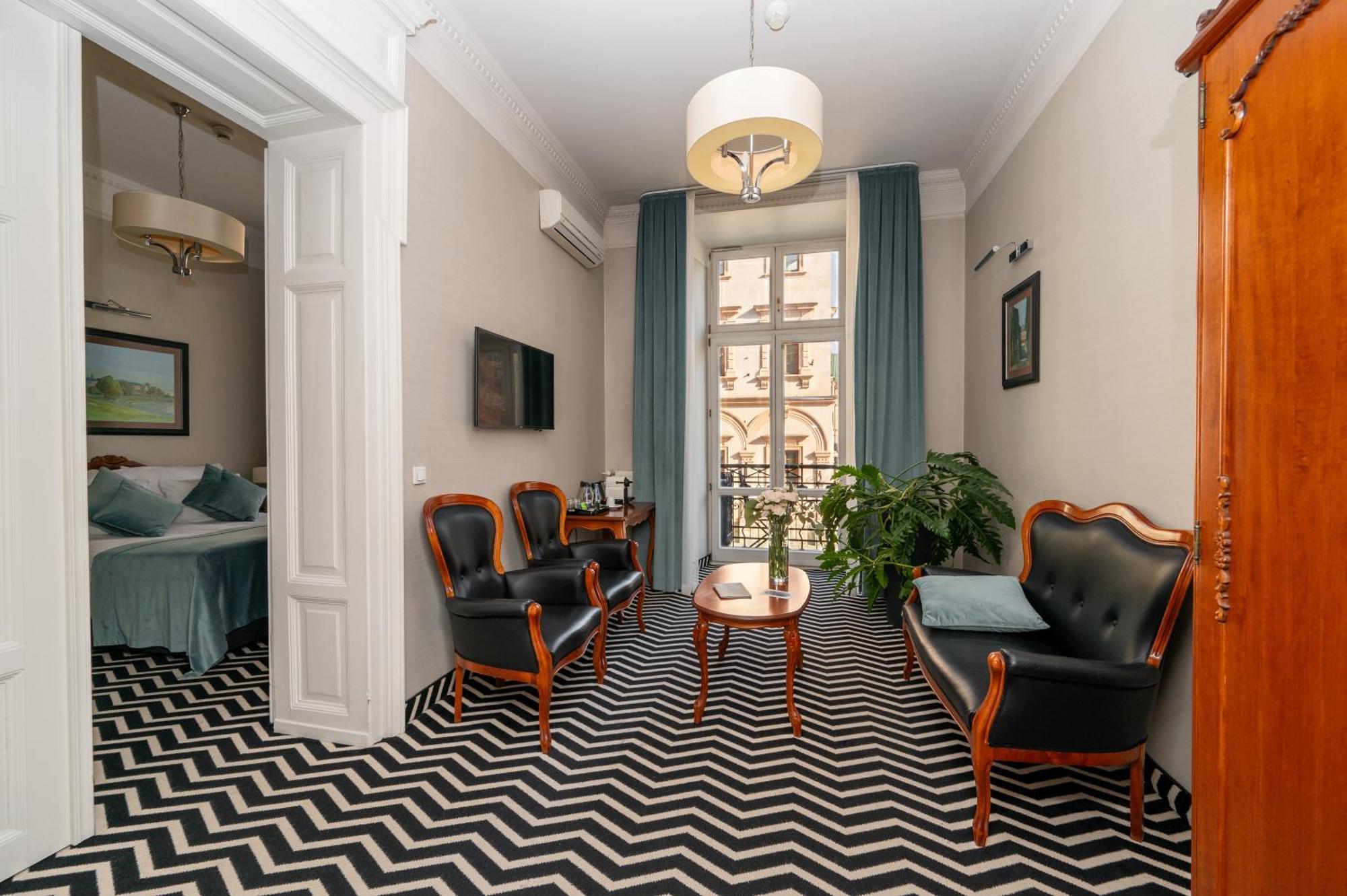 Hotel Senacki คราคูฟ ภายนอก รูปภาพ
